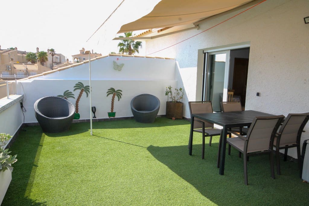 5 sypialnia Willa na sprzedaż w San Miguel de Salinas z basenem garażem - 750 000 € (Ref: 10173349)