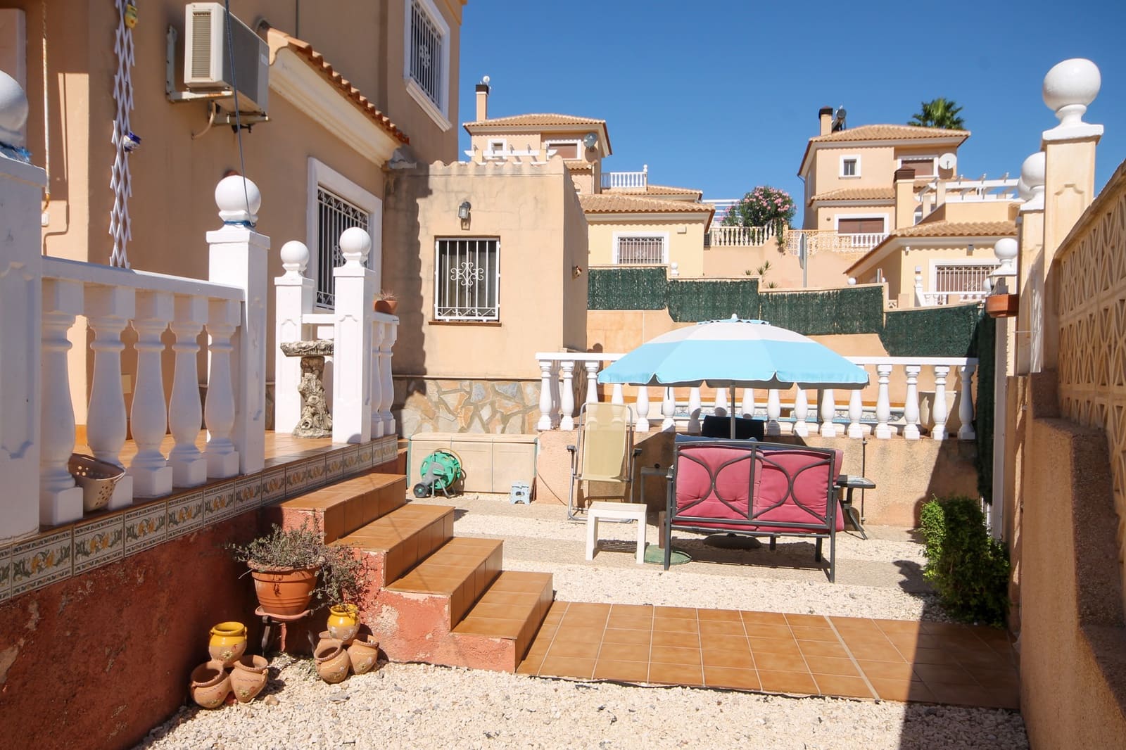 2 soveværelse Semi-Rækkehus til salg i San Miguel de Salinas med swimmingpool garage - € 215.000 (Ref: 9228363)