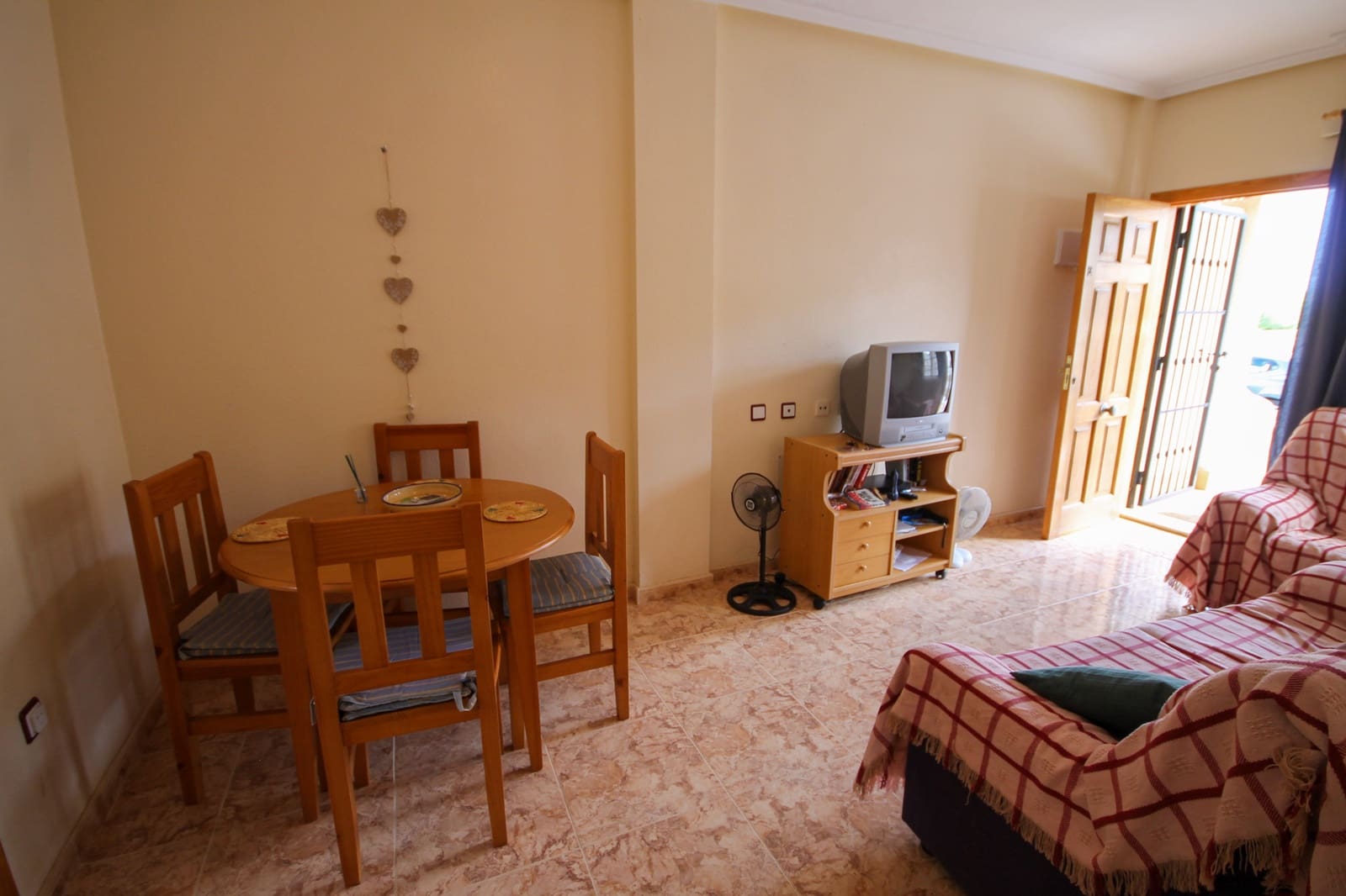 2 bedroom Apartment for sale in Orihuela Costa with pool - € 125,000 (Ref: 9239669)