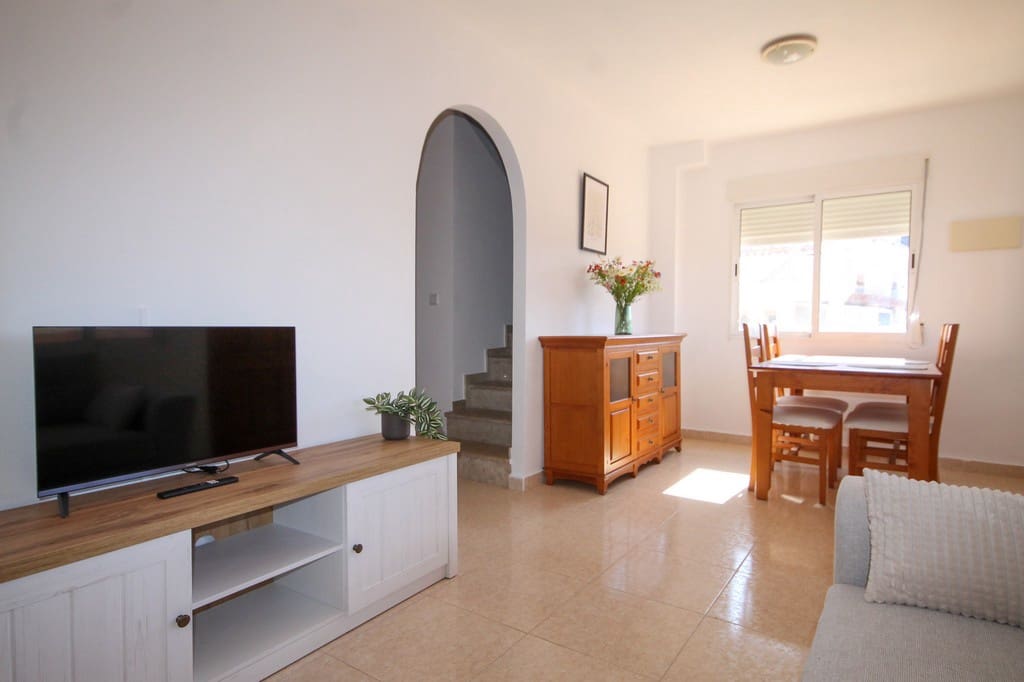 3 soveværelse Lejlighed til salg i Orihuela Costa med swimmingpool garage - € 165.000 (Ref: 9403194)