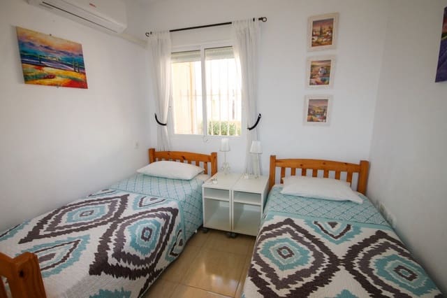 2 soverom Bungalow til salgs i Las Filipinas med svømmebasseng - € 169 995 (Ref: 9426939)