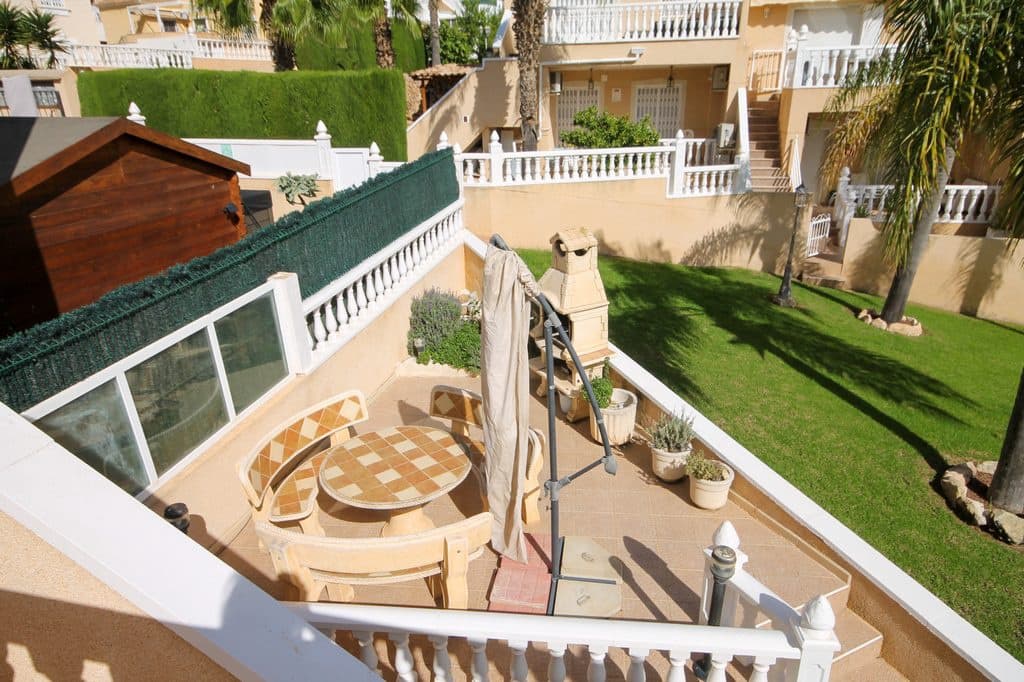 2 soverom Bungalow til salgs i Orihuela Costa med svømmebasseng - € 169 995 (Ref: 9426939)