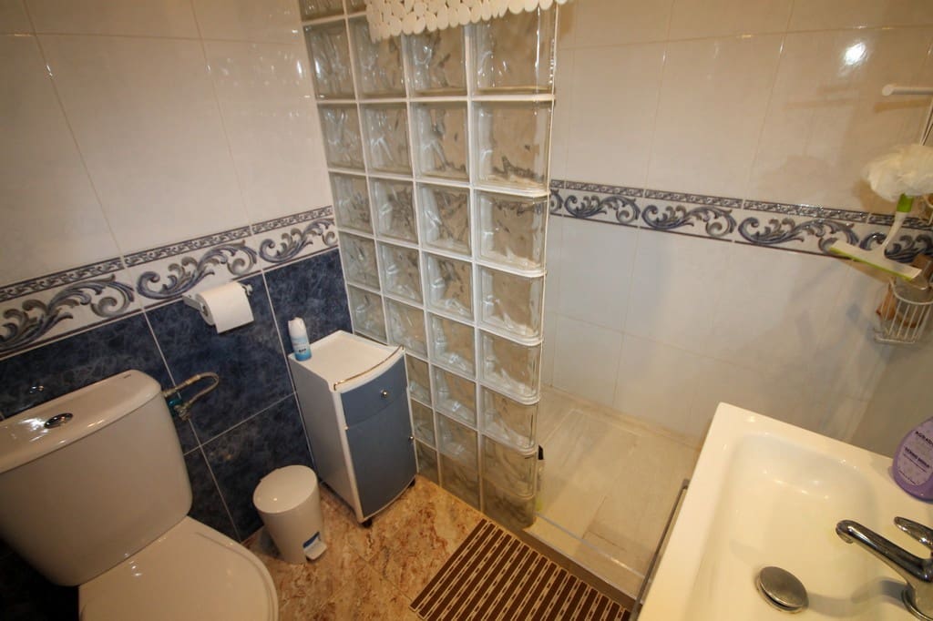 2 bedroom Apartment for sale in Orihuela Costa - € 139,000 (Ref: 9501919)