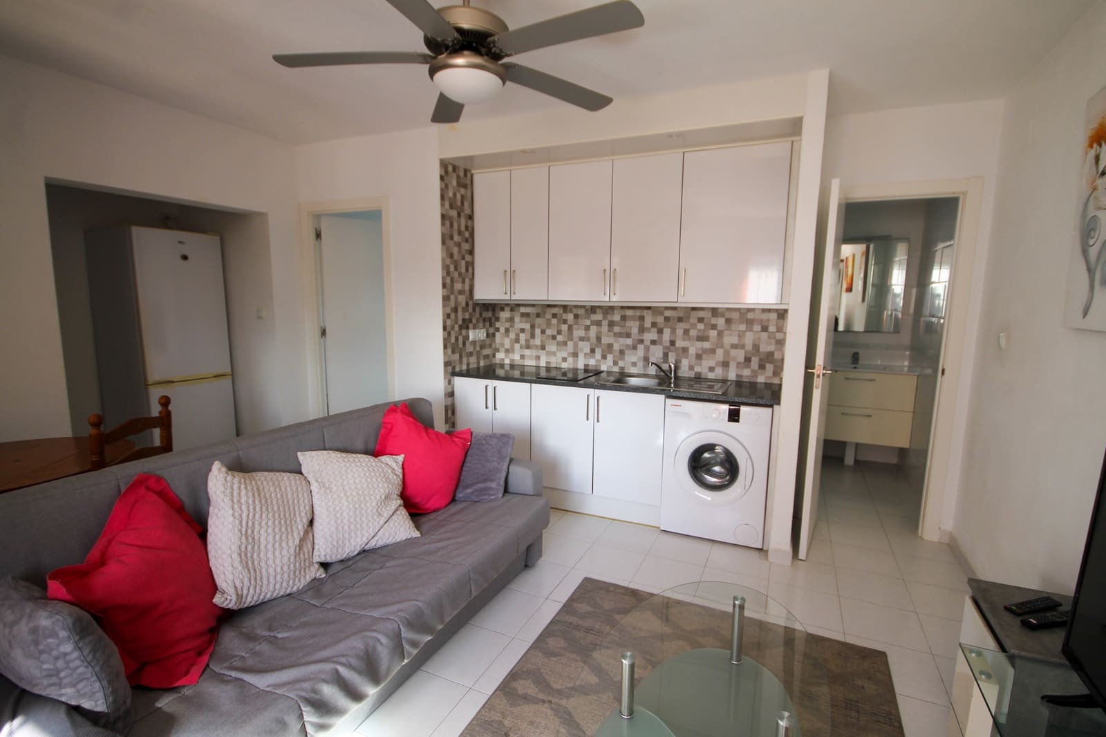 1 Zimmer Apartment zu verkaufen in San Miguel de Salinas mit Pool - 105.000 € (Ref: 9585909)