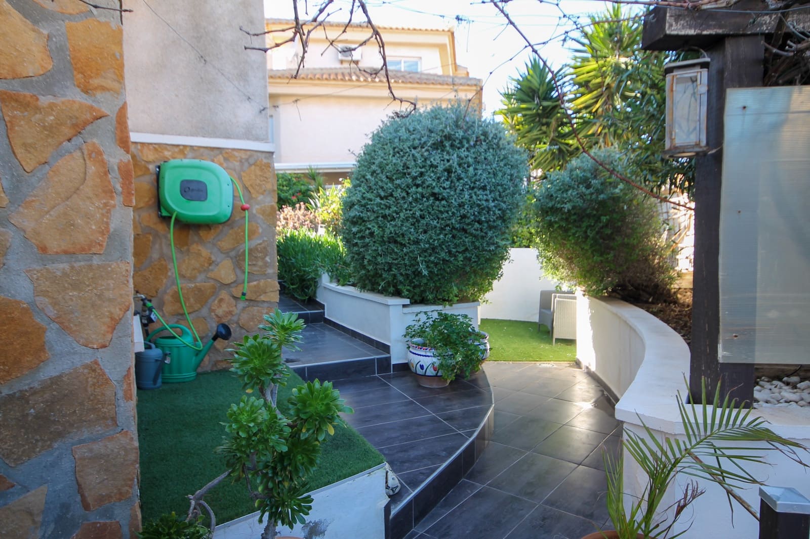 Chalet de 3 habitaciones en San Miguel de Salinas en venta - 425.000 € (Ref: 9594758)