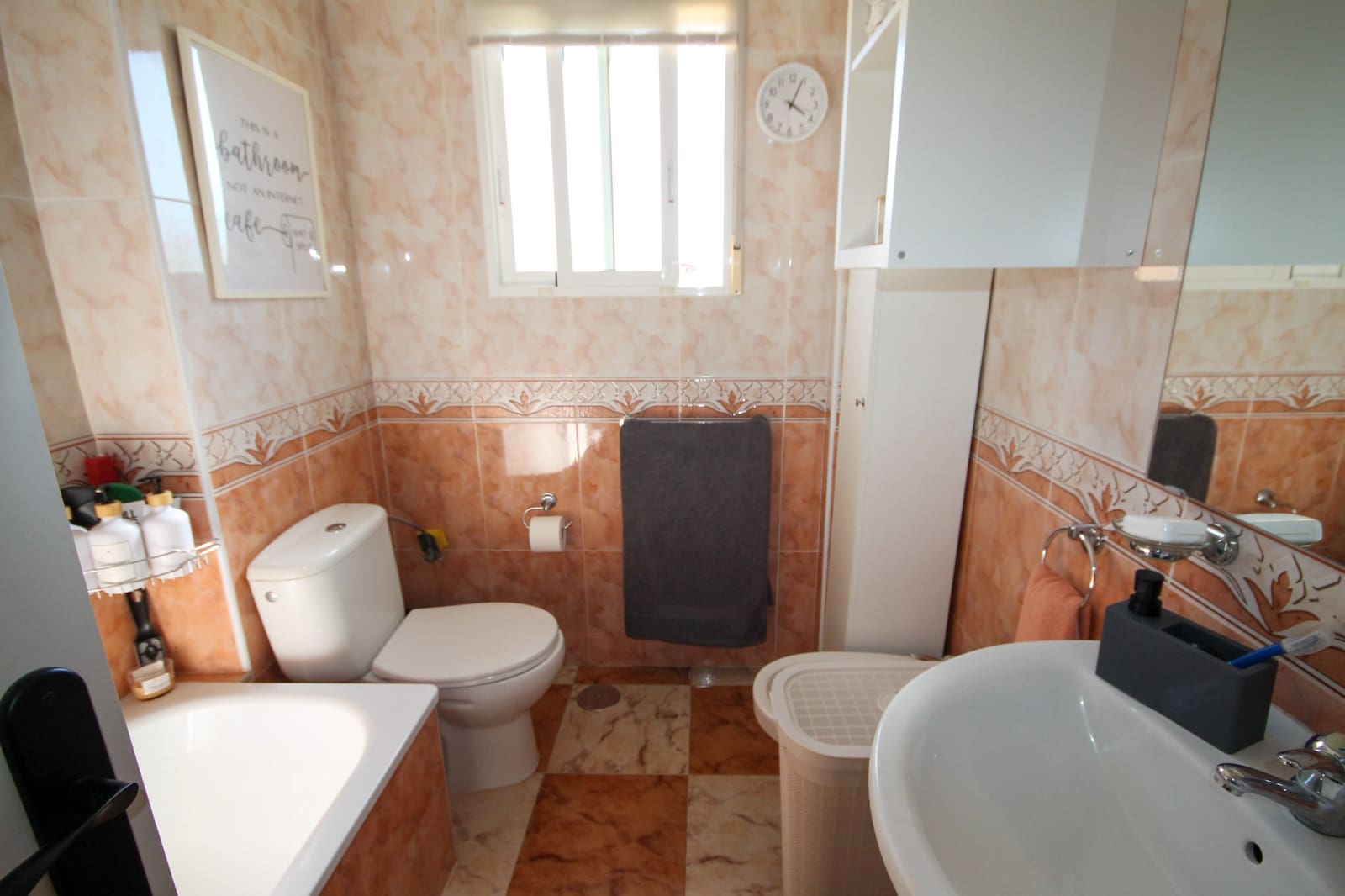 2 slaapkamer Appartement te koop in Orihuela Costa met zwembad - € 139.999 (Ref: 9634021)