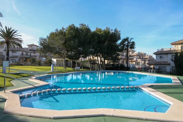 2 slaapkamer Appartement te koop in Blue Lagoon met zwembad - € 139.999 (Ref: 9634021)