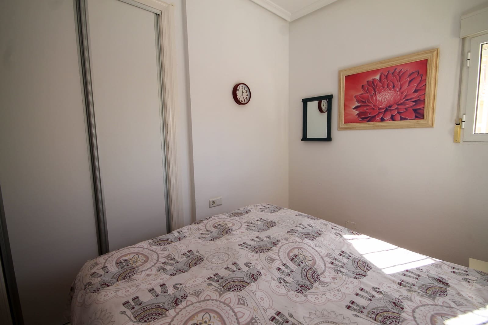 4 soverom Villa til salgs i Orihuela Costa med svømmebasseng garasje - € 490 000 (Ref: 9647833)