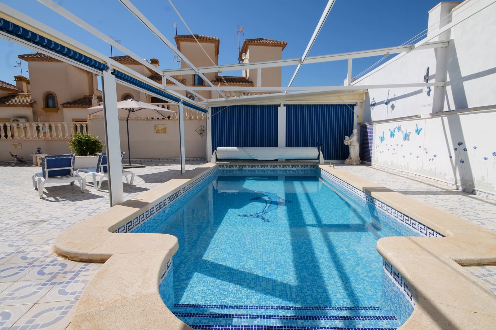 4 soverom Villa til salgs i Orihuela Costa med svømmebasseng garasje - € 490 000 (Ref: 9647833)