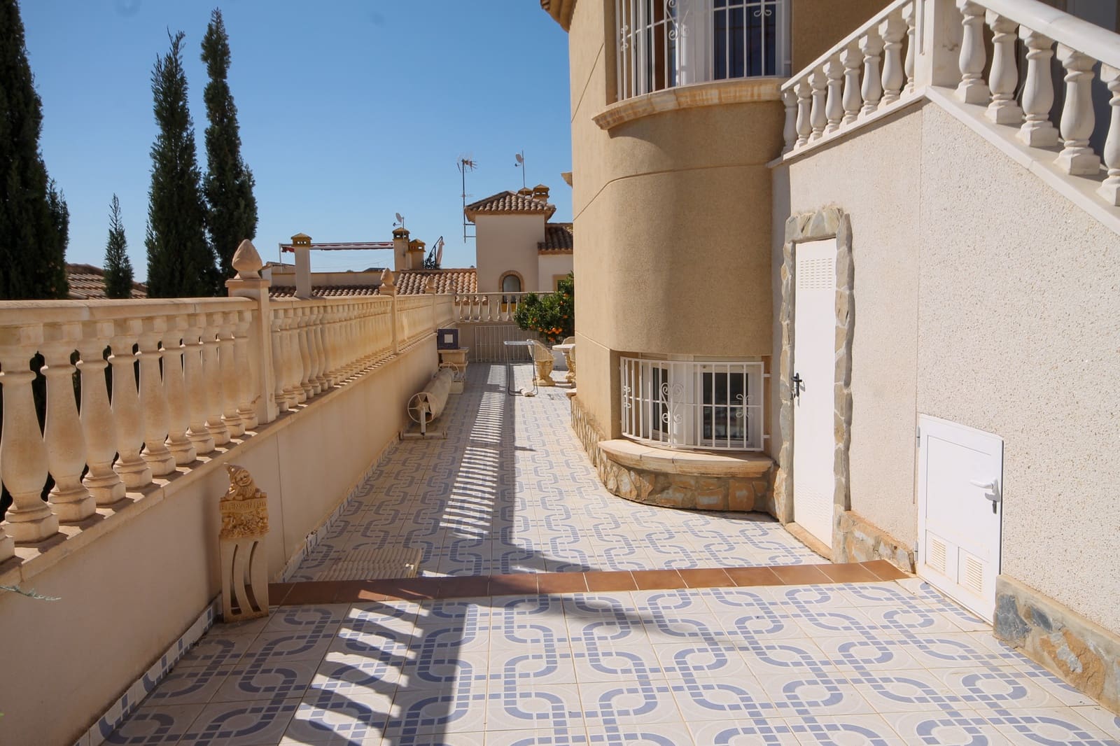 4 soverom Villa til salgs i Orihuela Costa med svømmebasseng garasje - € 490 000 (Ref: 9647833)