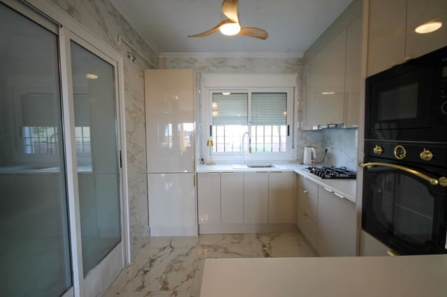 2 slaapkamer Appartement te koop in Las Filipinas met zwembad - € 267.500 (Ref: 9670131)