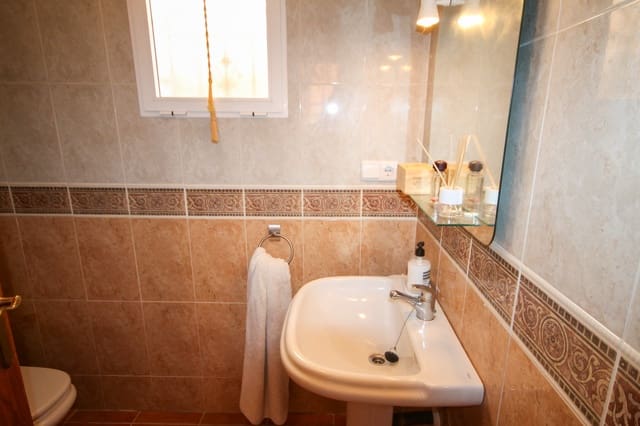 3 Zimmer Villa zu verkaufen in Blue Lagoon mit Garage - 235.000 € (Ref: 9676982)