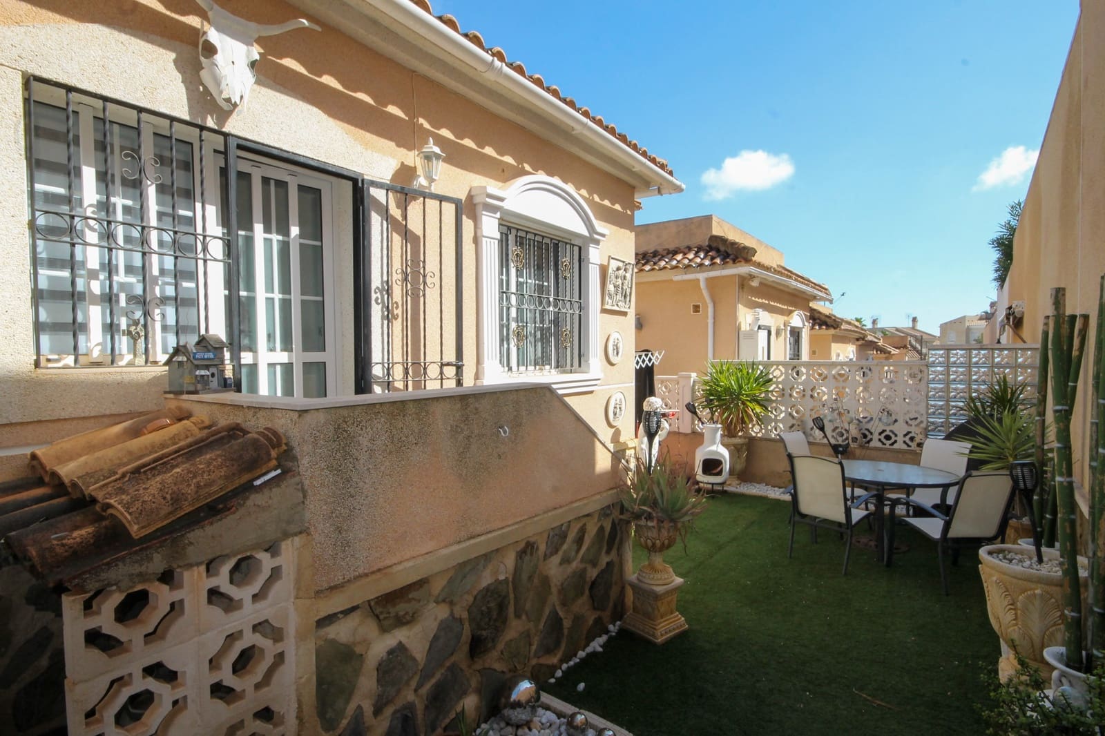 3 makuuhuone Huvila myytävänä paikassa San Miguel de Salinas mukana 
autotalli - 235 000 € (Ref: 9676982)