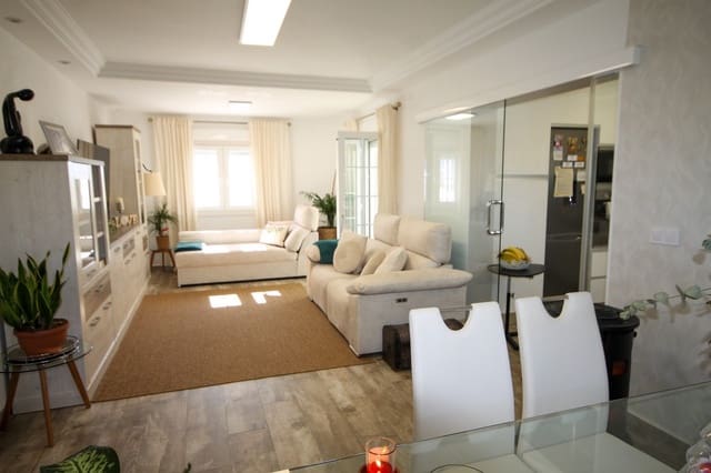 4 soverom Villa til salgs i Las Filipinas med garasje - € 408 000 (Ref: 9707475)