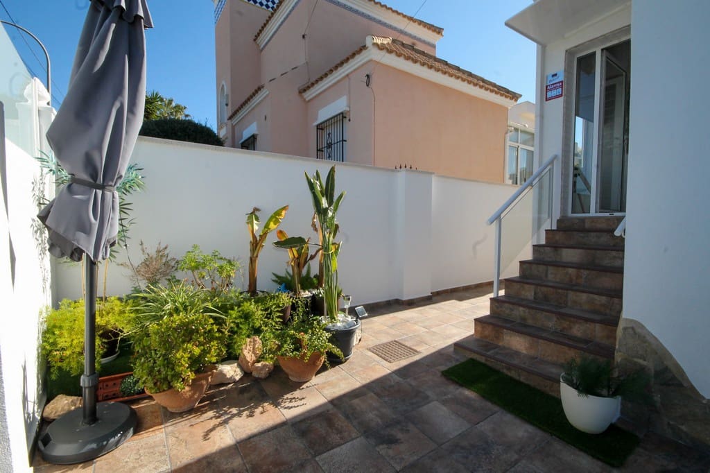 4 soverom Villa til salgs i San Miguel de Salinas med garasje - € 408 000 (Ref: 9707475)