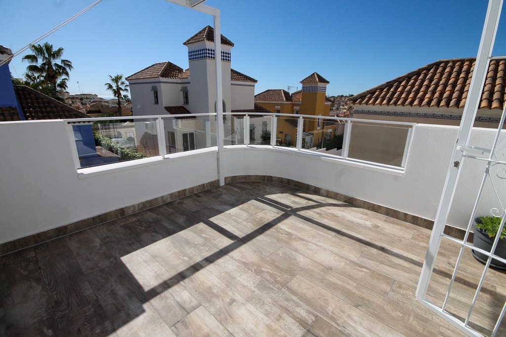 4 soverom Villa til salgs i San Miguel de Salinas med garasje - € 408 000 (Ref: 9707475)