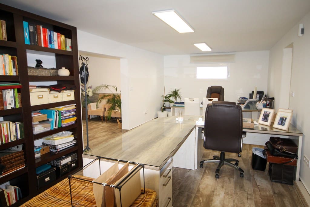 4 soverom Villa til salgs i San Miguel de Salinas med garasje - € 408 000 (Ref: 9707475)