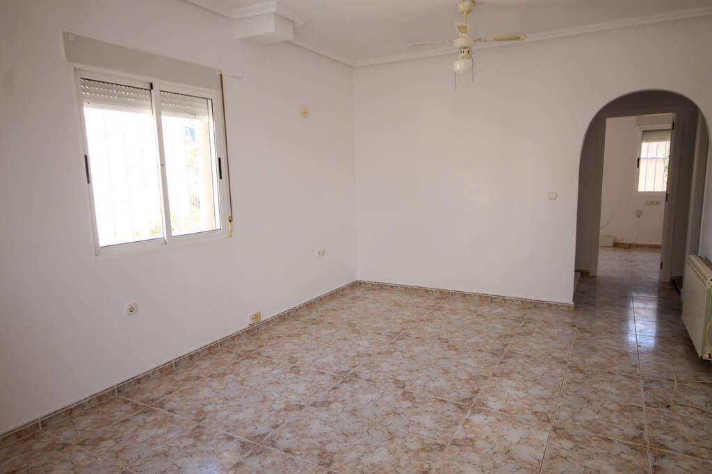 2 makuuhuone Huvila myytävänä paikassa Blue Lagoon mukana 
autotalli - 185 000 € (Ref: 9777729)