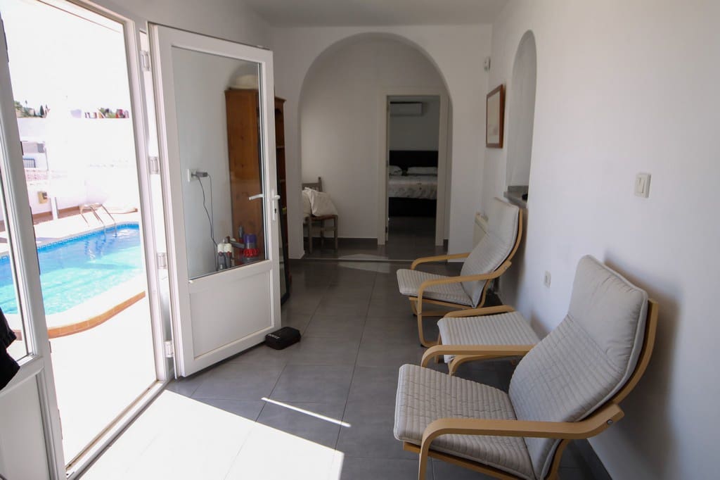 4 Zimmer Villa zu verkaufen in San Miguel de Salinas mit Pool - 395.000 € (Ref: 9833357)