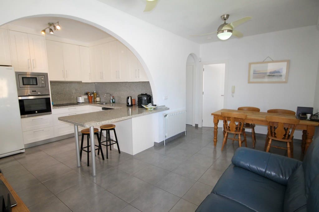 4 Zimmer Villa zu verkaufen in San Miguel de Salinas mit Pool - 395.000 € (Ref: 9833357)