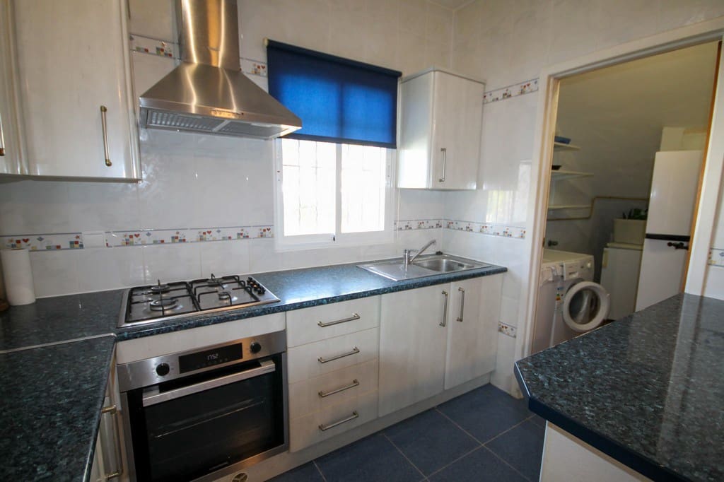 4 slaapkamer Rijtjeshuis te koop in Orihuela Costa met zwembad - € 249.950 (Ref: 9845082)