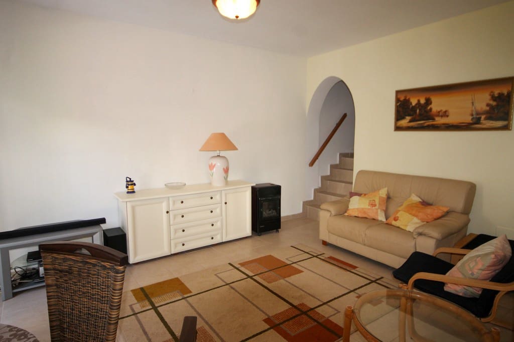 4 slaapkamer Rijtjeshuis te koop in Orihuela Costa met zwembad - € 249.950 (Ref: 9845082)