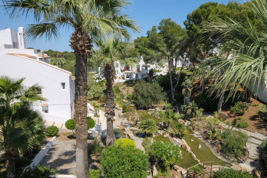 4 slaapkamer Rijtjeshuis te koop in Orihuela Costa met zwembad - € 249.950 (Ref: 9845082)