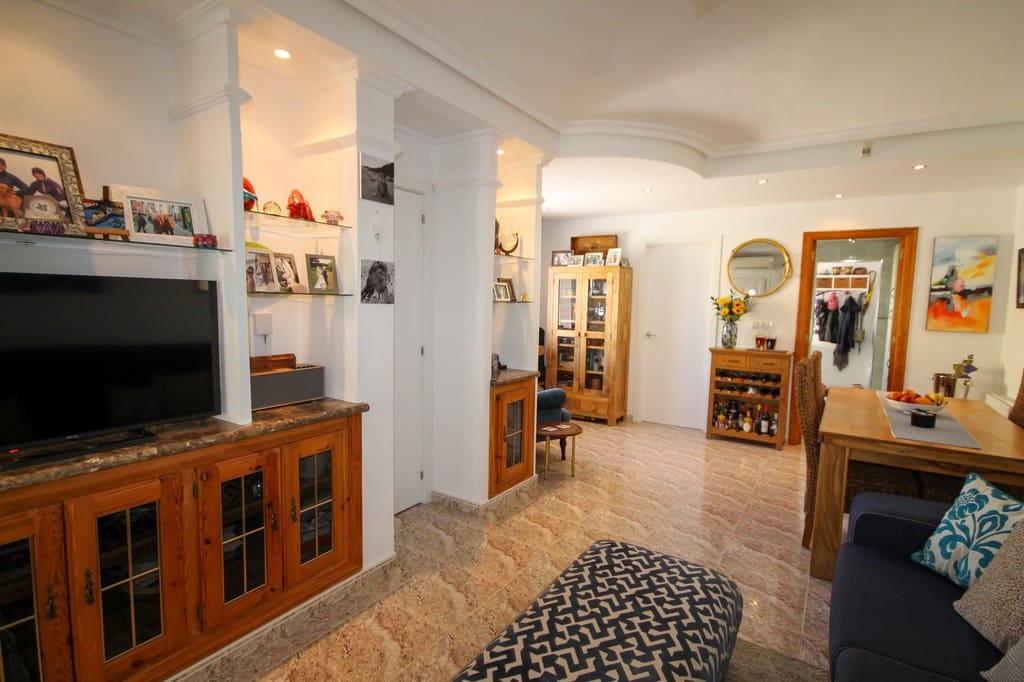 3 soveværelse Byhus til salg i Orihuela Costa med swimmingpool - € 255.000 (Ref: 9851688)