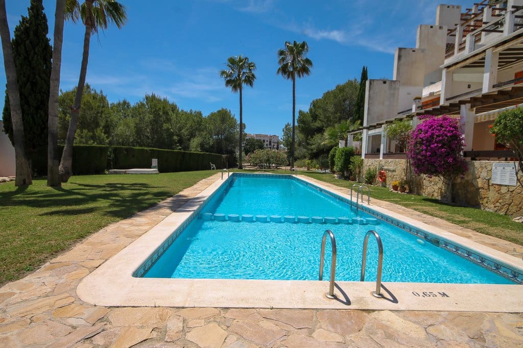 2 makuuhuone Huoneisto myytävänä paikassa Orihuela Costa mukana uima-altaan - 234 950 € (Ref: 9855056)
