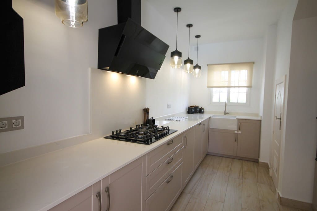 3 makuuhuone Huvila myytävänä paikassa Orihuela Costa - 549 995 € (Ref: 9877993)