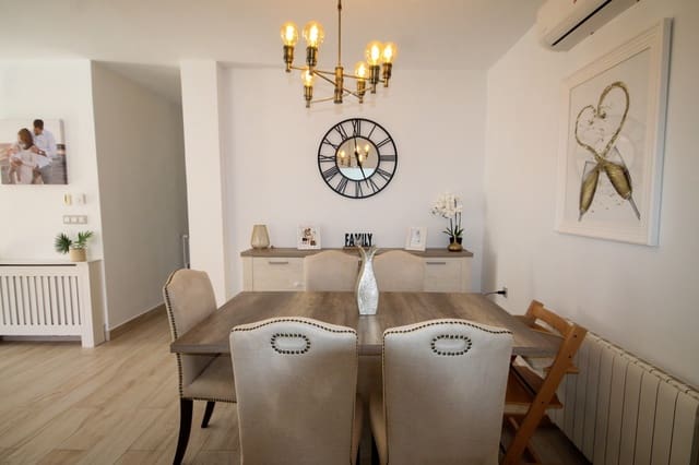 3 slaapkamer Villa te koop in Lomas de Cabo Roig - Los Dolses, Orihuela - € 549.995 (Ref: 9877993)