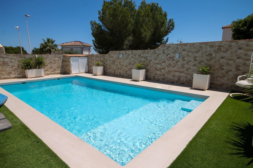 3 makuuhuone Huvila myytävänä paikassa Orihuela Costa - 549 995 € (Ref: 9877993)