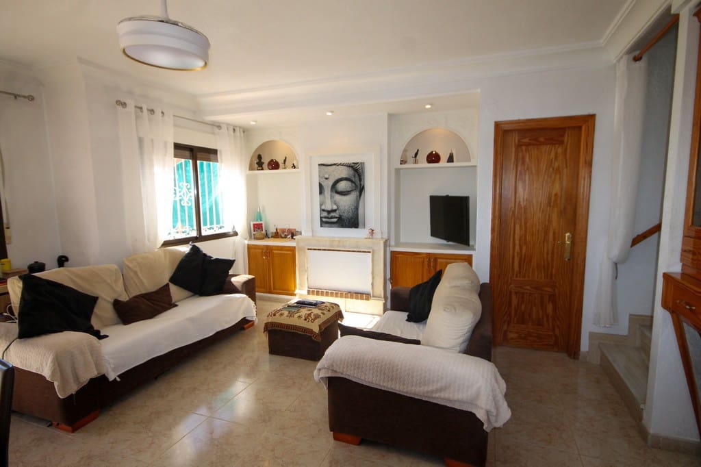 2 sypialnia Dom blizniak na sprzedaż w Orihuela Costa z basenem - 215 000 € (Ref: 9915304)