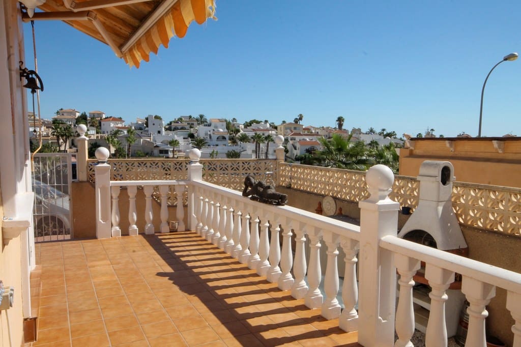 2 sypialnia Dom blizniak na sprzedaż w Orihuela Costa z basenem - 215 000 € (Ref: 9915304)