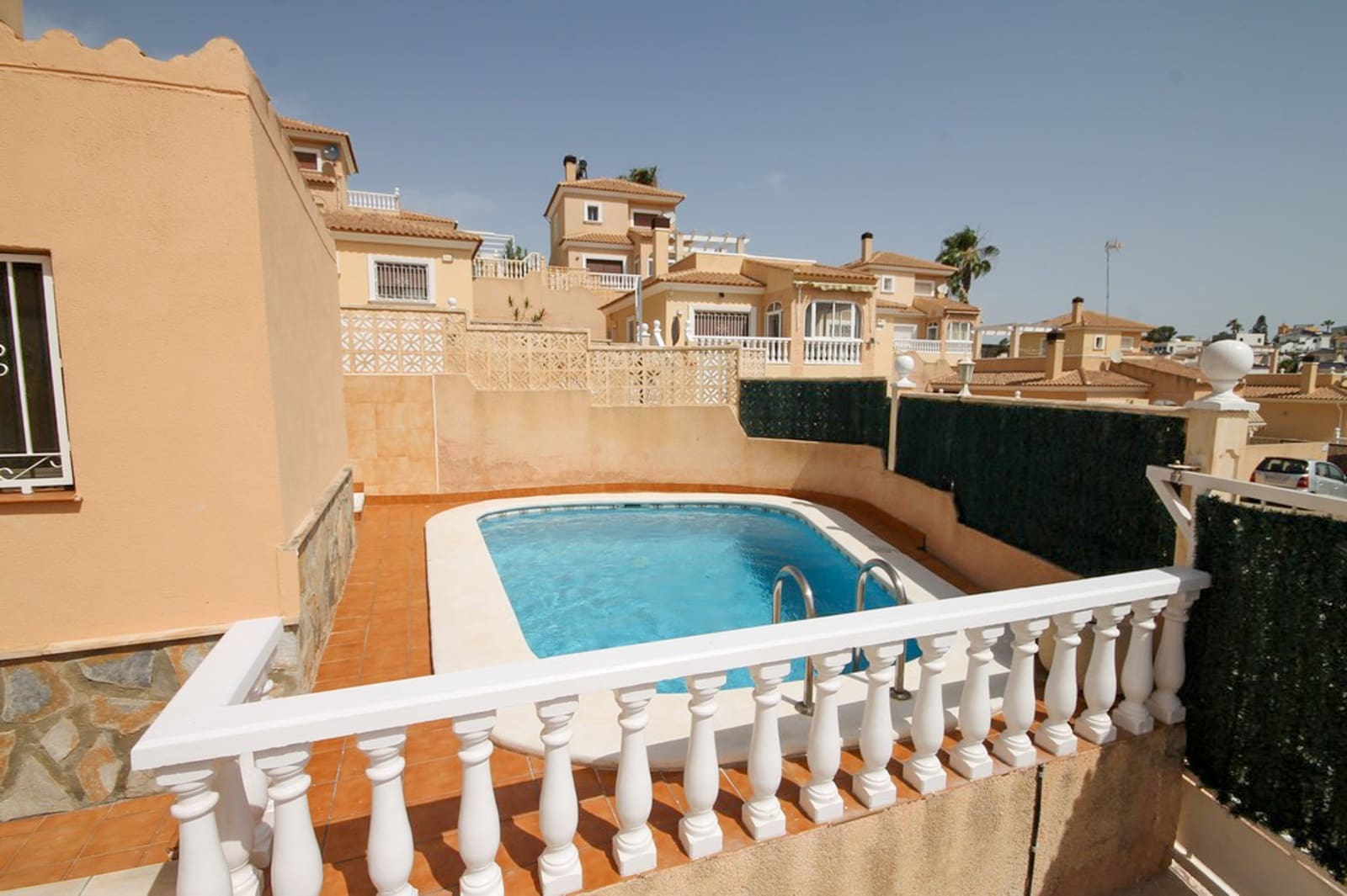 2 sypialnia Dom blizniak na sprzedaż w Orihuela Costa z basenem - 215 000 € (Ref: 9915304)