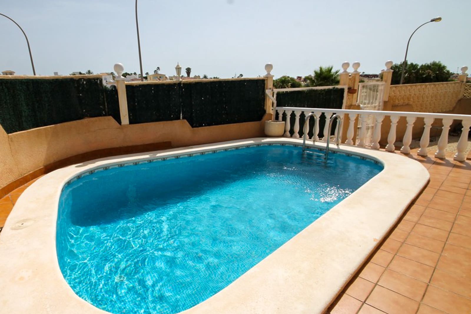 2 sypialnia Dom blizniak na sprzedaż w Orihuela Costa z basenem - 215 000 € (Ref: 9915304)
