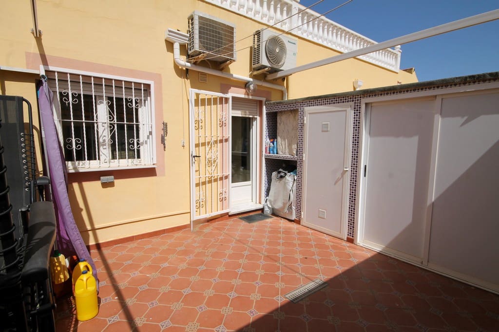 3 soveværelse Rækkehus til salg i Orihuela Costa med garage - € 255.000 (Ref: 9926872)