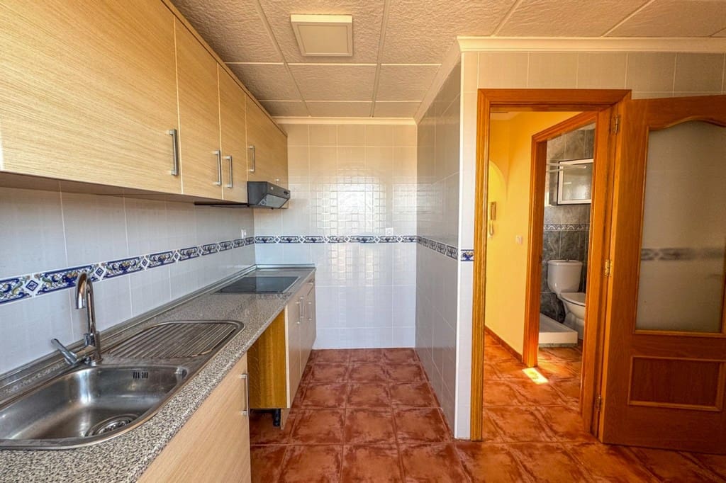 3 soverom Kjedet enebolig til salgs i San Miguel de Salinas med svømmebasseng garasje - € 225 000 (Ref: 9947347)