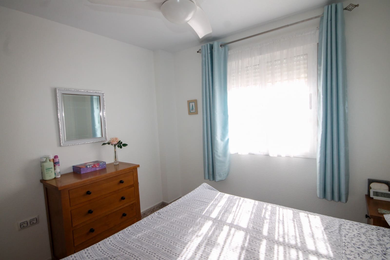 2 Zimmer Apartment zu verkaufen in Orihuela Costa mit Pool - 158.000 € (Ref: 9993859)
