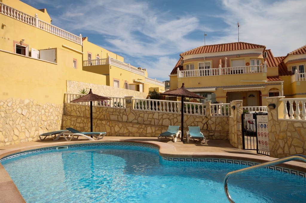 4 camera da letto Villetta a Schiera in vendita in Orihuela Costa - 225.000 € (Rif: 9993860)