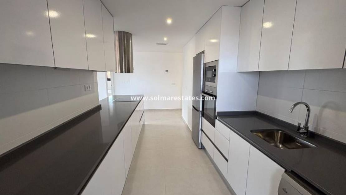 3 soverom Leilighet til salgs i Villamartin med svømmebasseng - € 390 000 (Ref: 10000562)