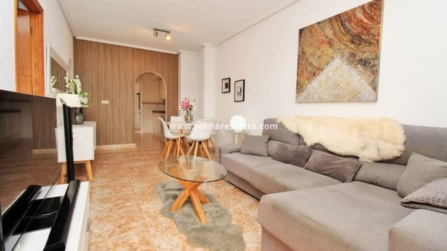 Apartamento de 2 habitaciones en Punta Prima, Orihuela en venta con piscina - 149.950 € (Ref: 10000563)