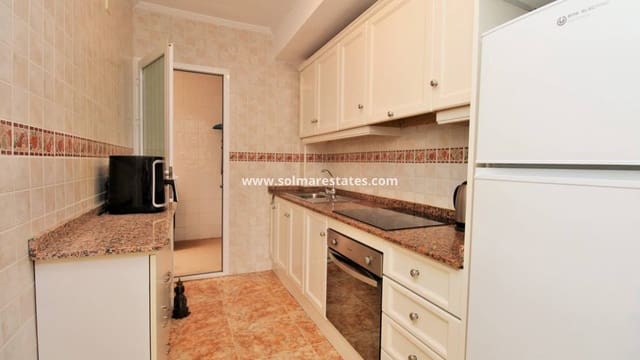 Apartamento de 2 habitaciones en Punta Prima, Orihuela en venta con piscina - 149.950 € (Ref: 10000563)
