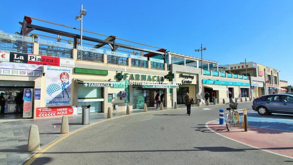 2 makuuhuone Huoneisto myytävänä paikassa Orihuela Costa mukana uima-altaan - 149 950 € (Ref: 10000563)