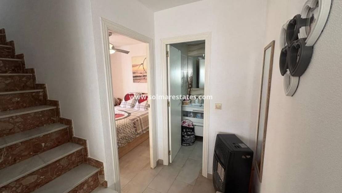 3 soveværelse Byhus til salg i Los Altos med swimmingpool - € 198.995 (Ref: 10000919)