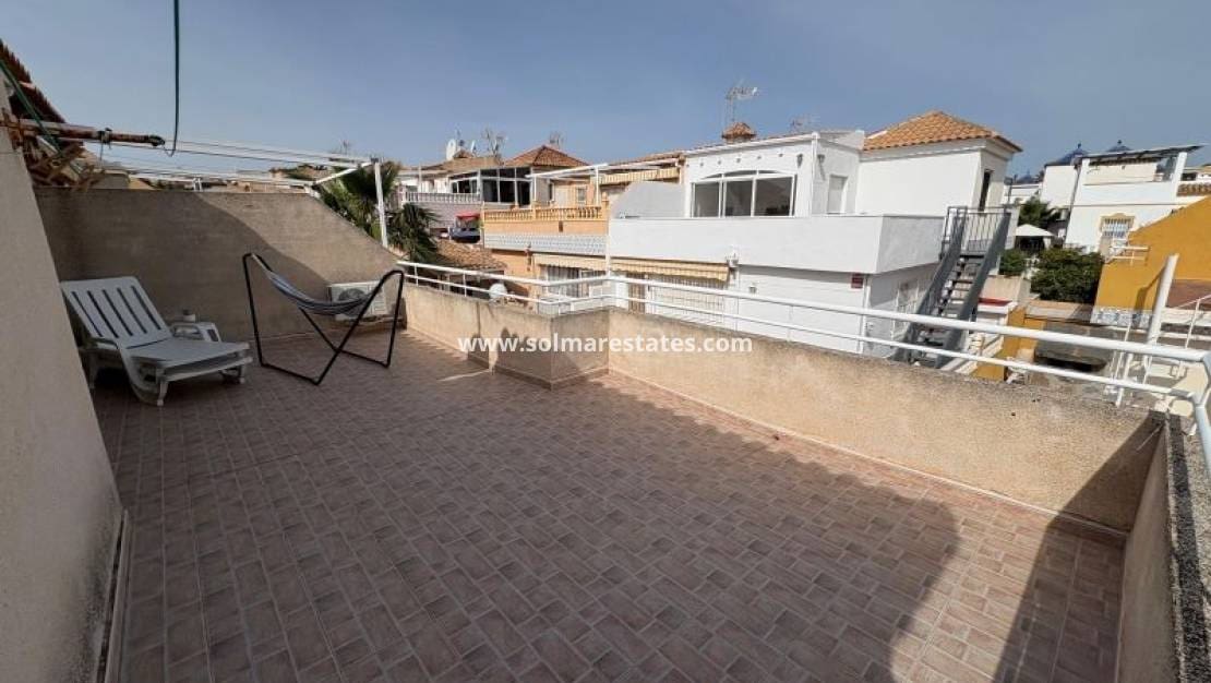 3 soveværelse Byhus til salg i Los Altos med swimmingpool - € 198.995 (Ref: 10000919)