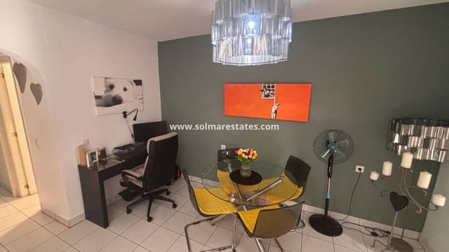 2 soveværelse Lejlighed til salg i El Chaparral, Torrevieja - € 139.995 (Ref: 10001330)