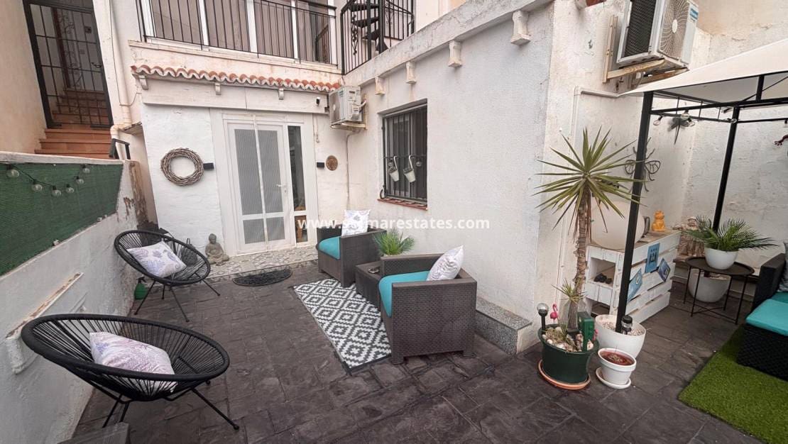 2 soveværelse Lejlighed til salg i El Chaparral - € 139.995 (Ref: 10001330)
