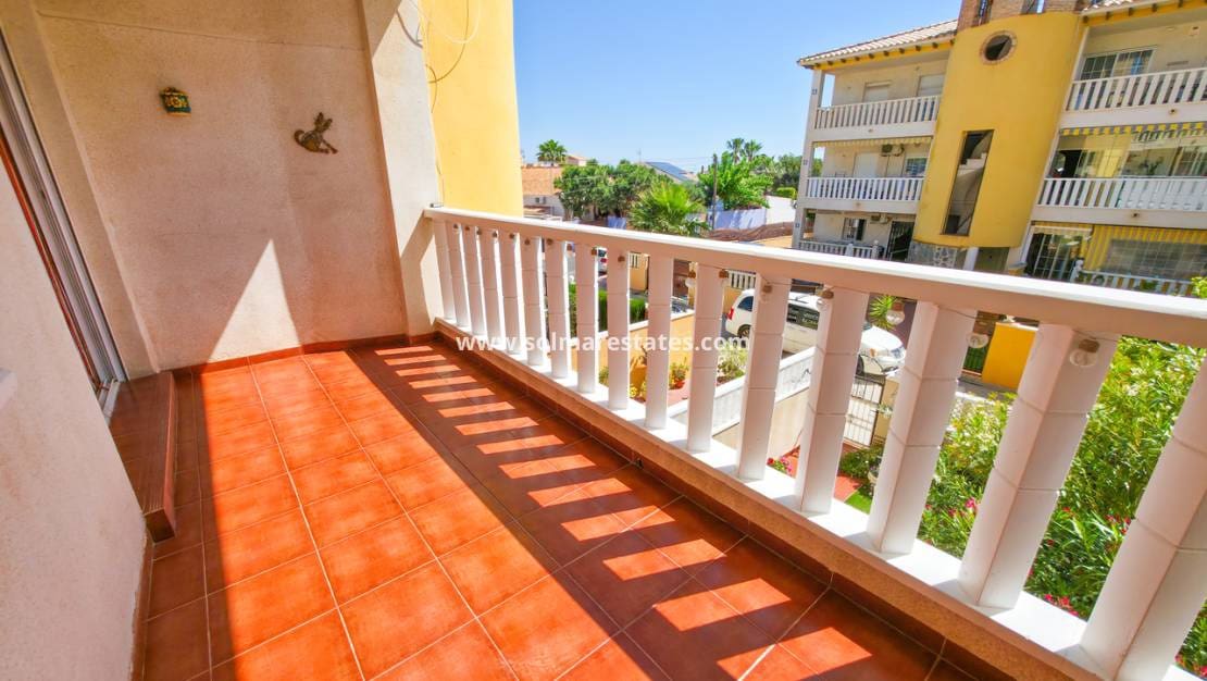Apartamento de 2 habitaciones en Cabo Roig en venta con piscina - 157.500 € (Ref: 10001332)