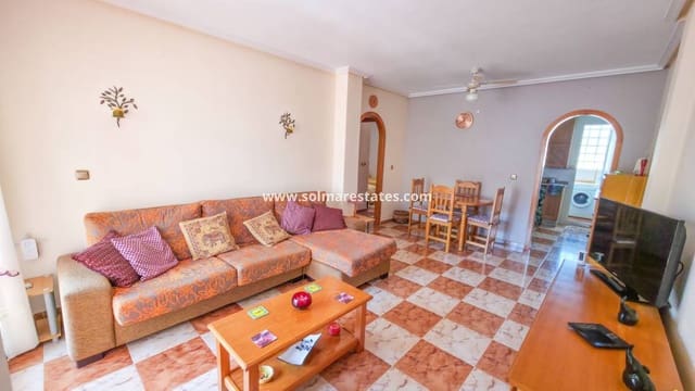 Apartamento de 2 habitaciones en Cabo Roig, Orihuela en venta con piscina - 157.500 € (Ref: 10001332)